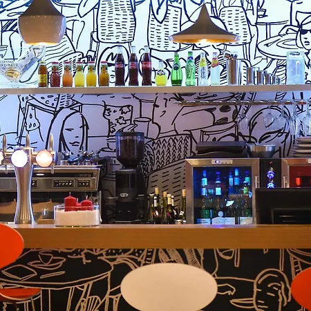 Ibis Dijon Gare-3